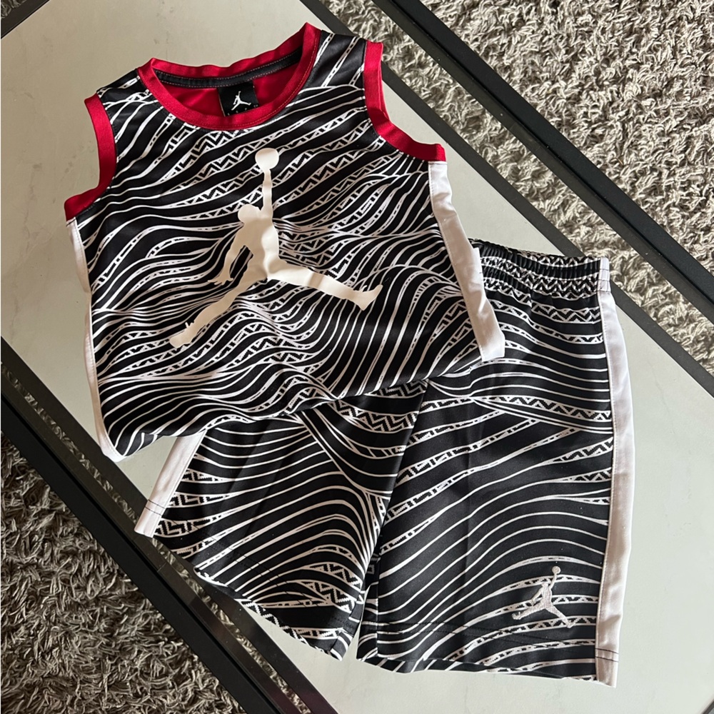 Jordan Size Small Tank & Short set